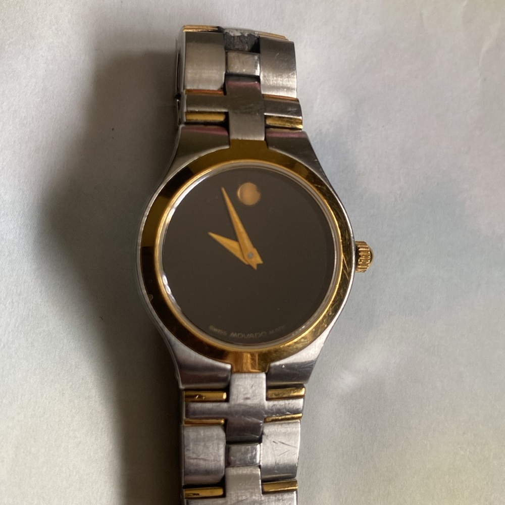 Movado Museum 81.E4.1844 Black Dial 2-Toned Stainless Steel Ladies Wristwatch.